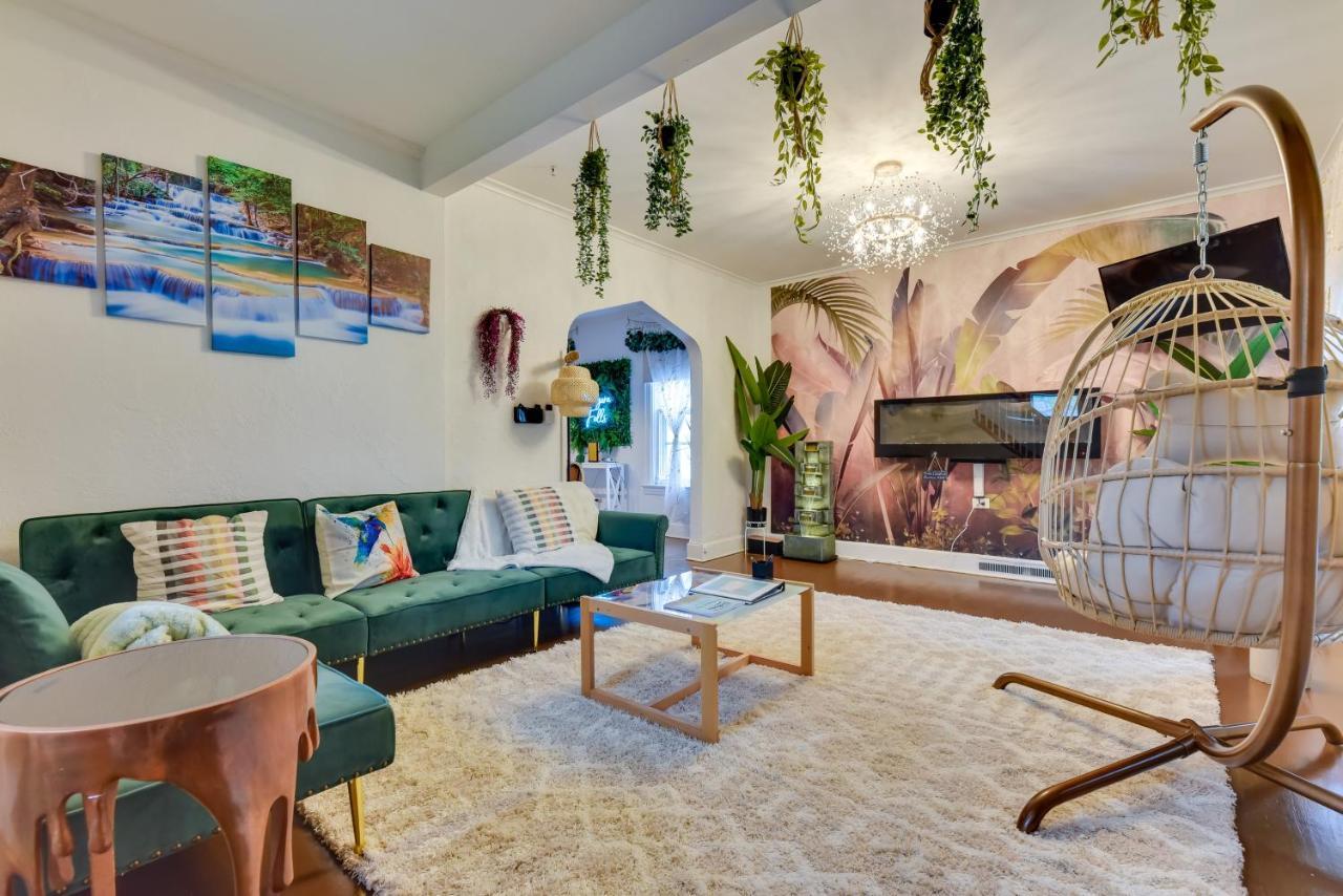 Themed New York Home About 2 Mi To Niagara Falls! Ngoại thất bức ảnh
